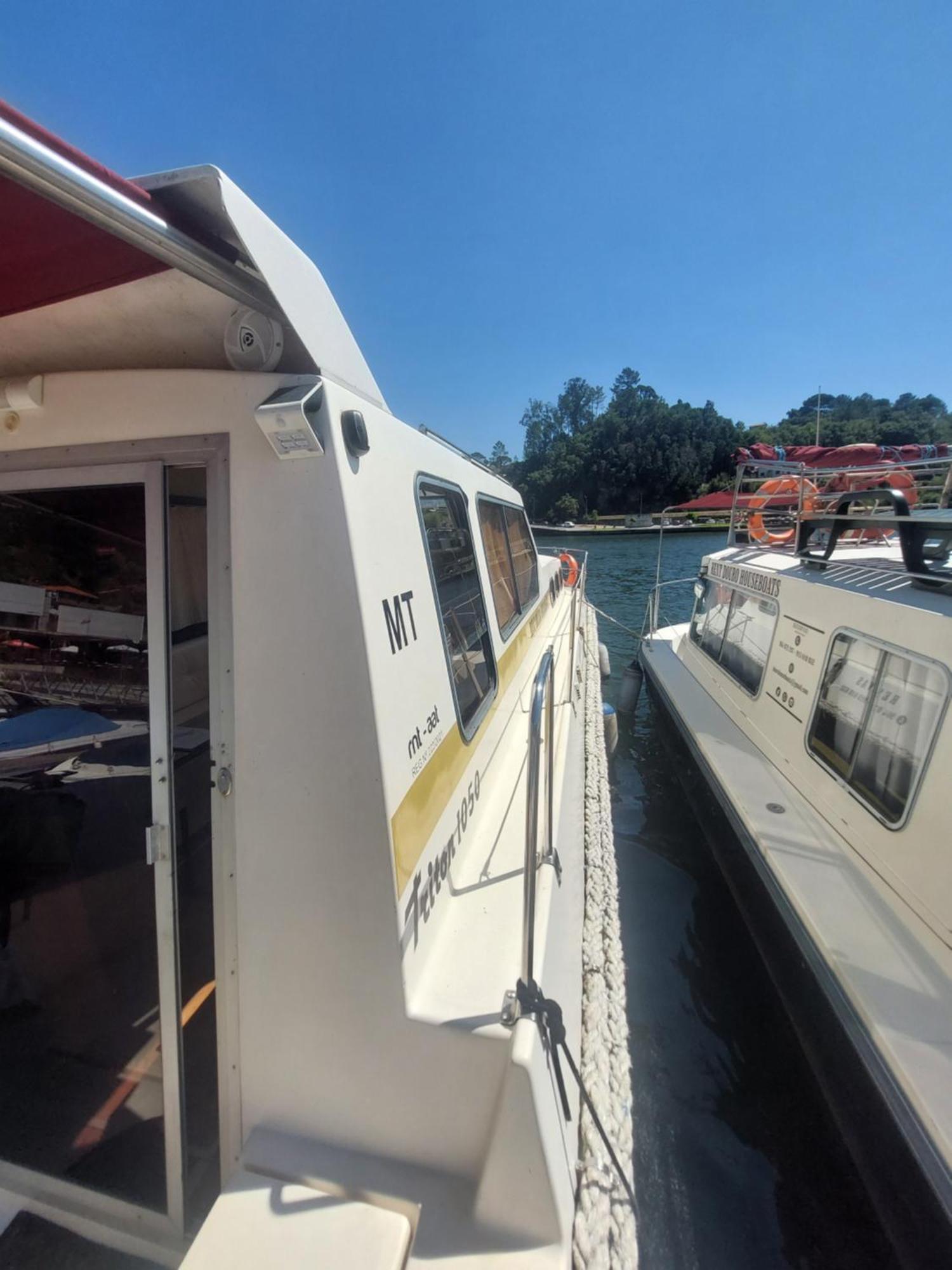 Douro Houseboats Hotel Marco de Canaveses Exterior photo
